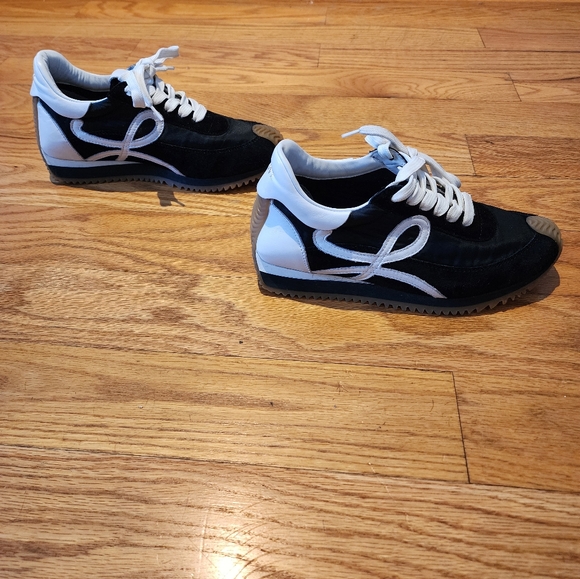 Authentic Loewe Flowrunner Sneakers - Picture 5 of 7